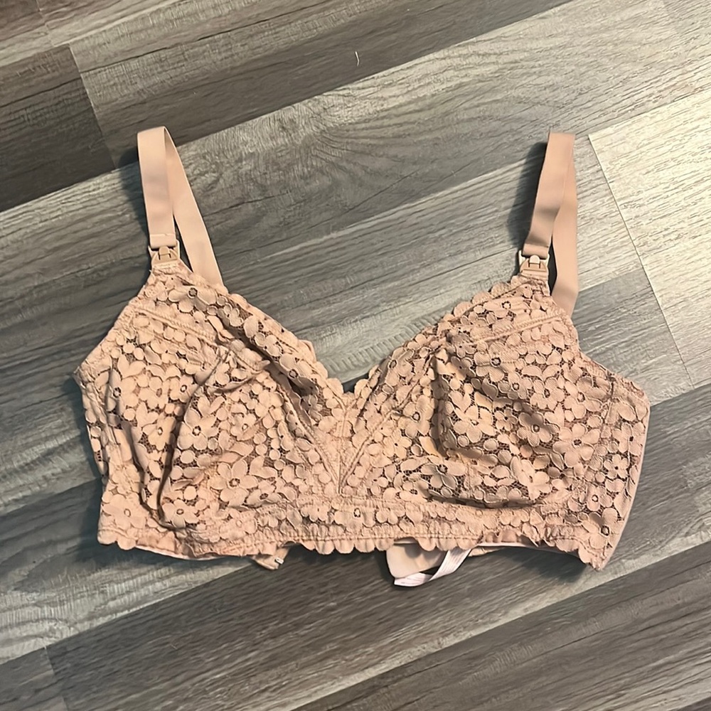 Momanda 32F pumping/nursing nude lace bra